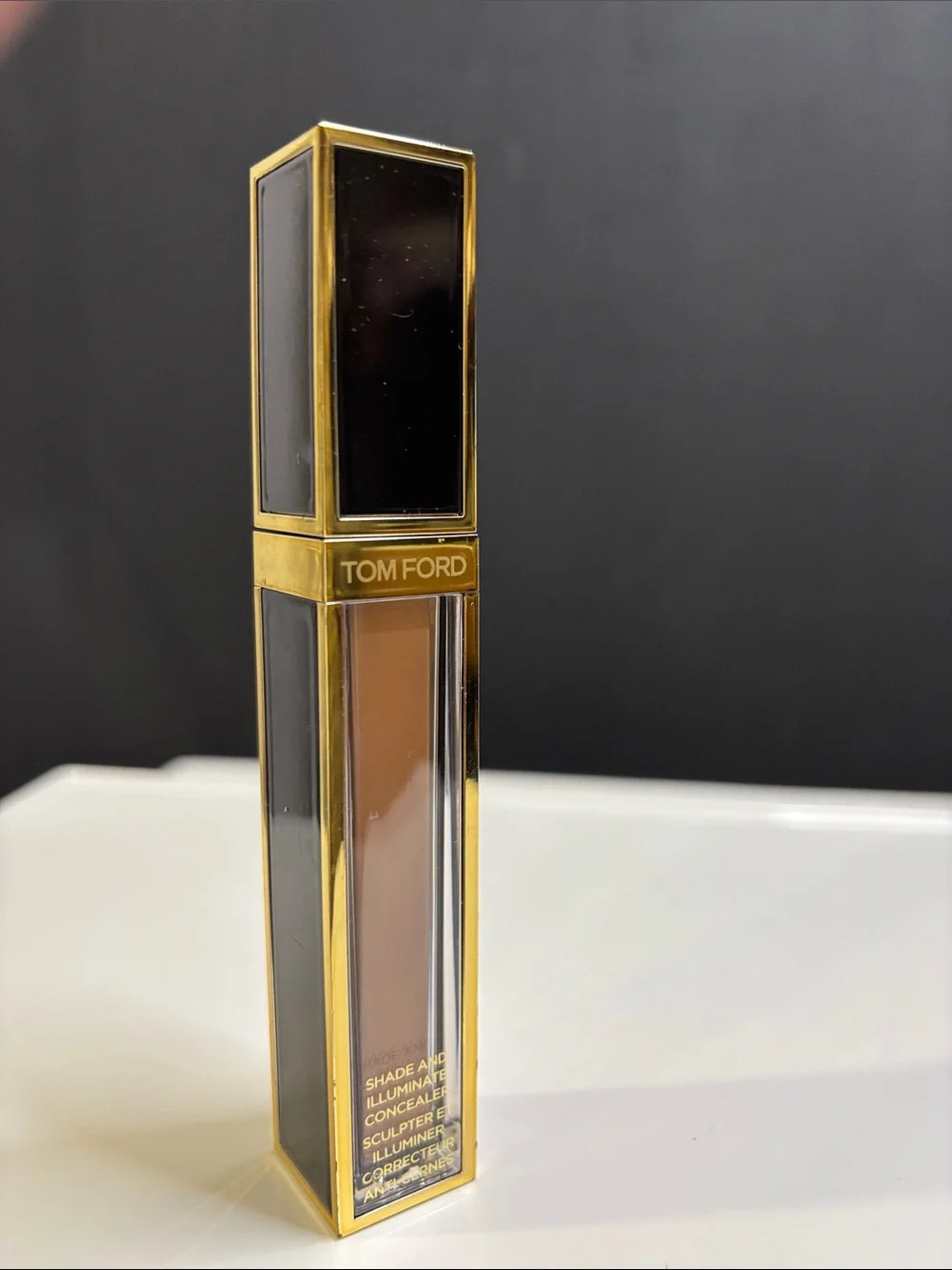 Tom Ford Shade & Illuminate Concealer 4W1 Sand